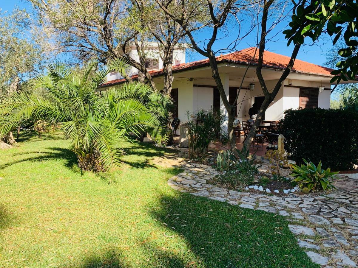 Villa Mariella Carini Exterior photo